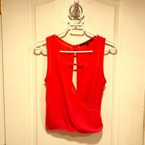 Guess blouse. Red.